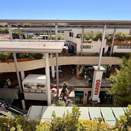 Le Polygone T2 Chic Avec Terrasse Coeur De Apartment Beziers