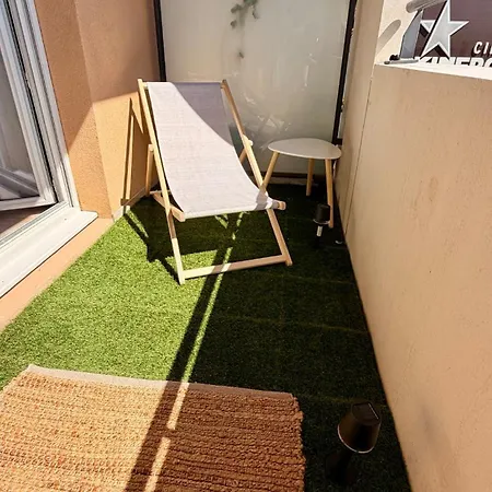 アパート Le Polygone T2 Chic Avec Terrasse Coeur De ベジエ